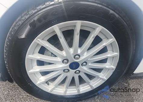 2017 Ford Focus Bev z USA, uszkodzony, nr VIN 1FADP3R46HL239525